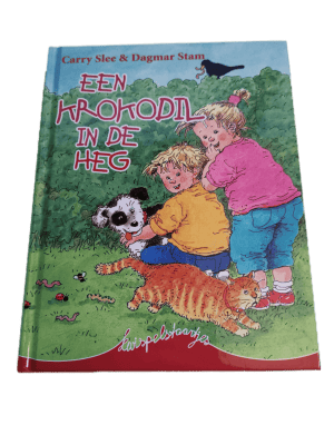 Een krokodil in de heg