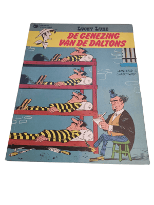Lucky Luke - De genezing van de Daltons (13)