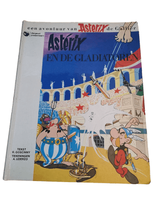 Asterix 04 - Asterix en de Gladiatoren