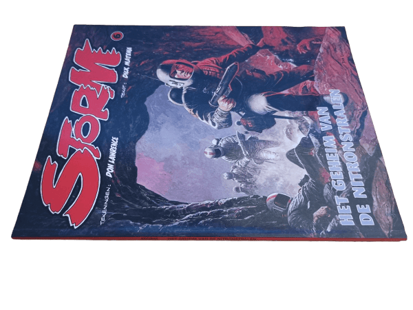 Storm 6 - Het geheim van de Nitronstralen - Rug