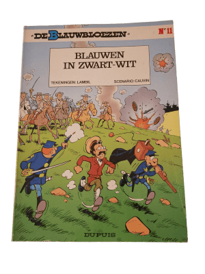 De Blauwbloezen 11 - Blauwen in Zwart-Wit