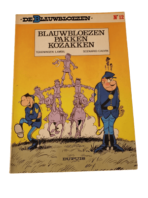 De Blauwbloezen 12 – Blauwbloezen pakken Kozakken
